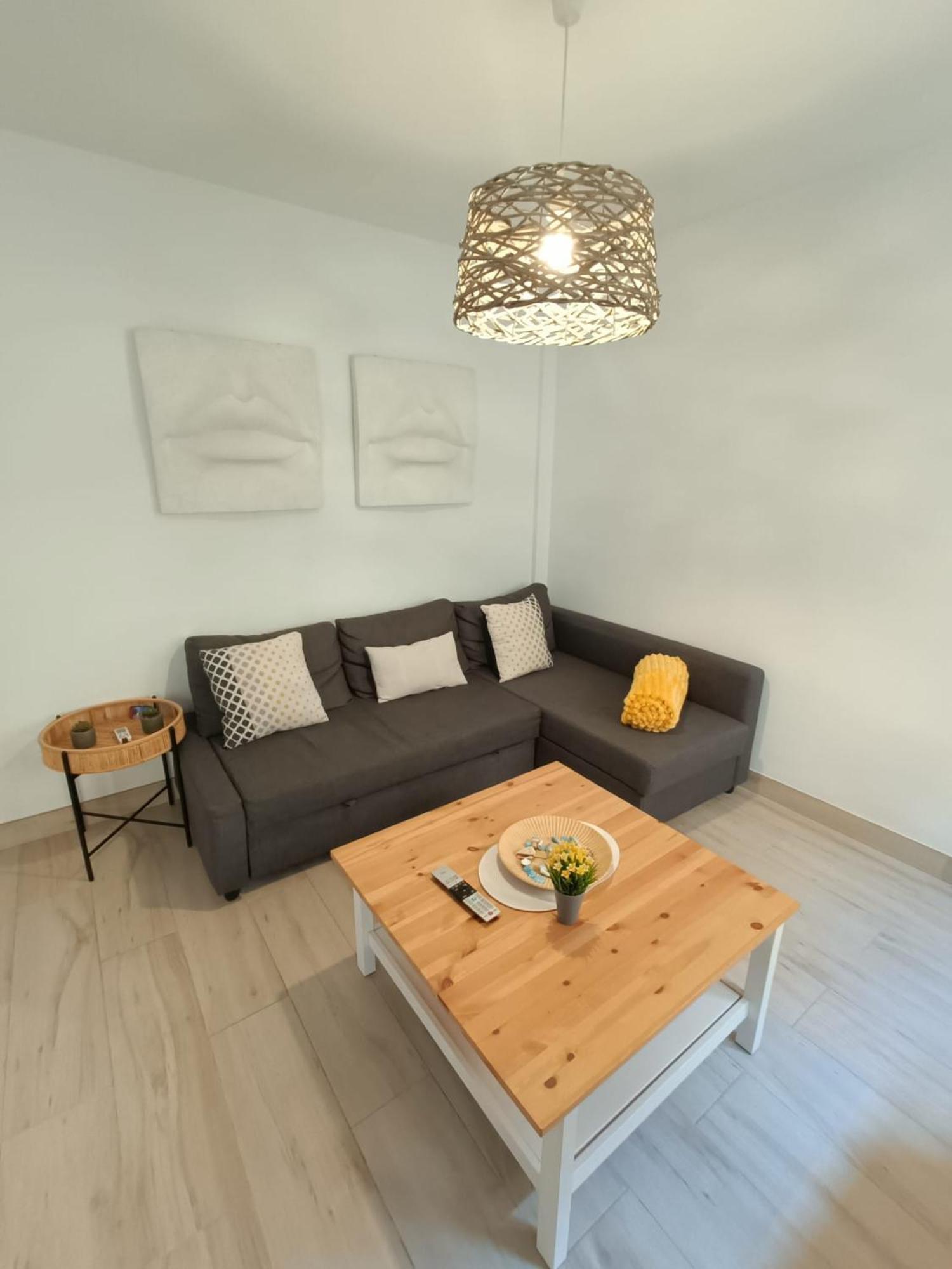 Apartamento Arandas Centro, By Daimar Granada Kültér fotó