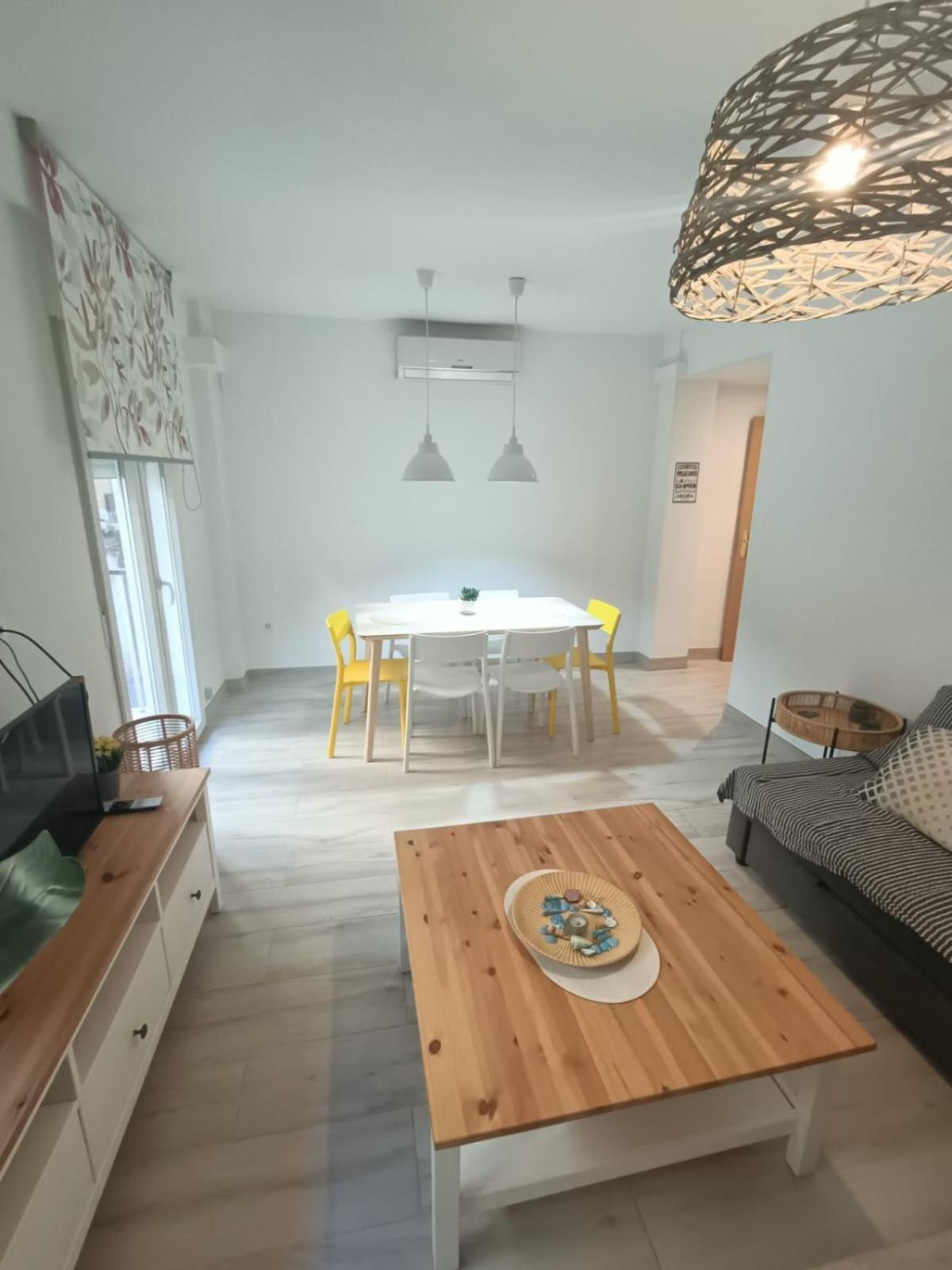 Apartamento Arandas Centro, By Daimar Granada Kültér fotó