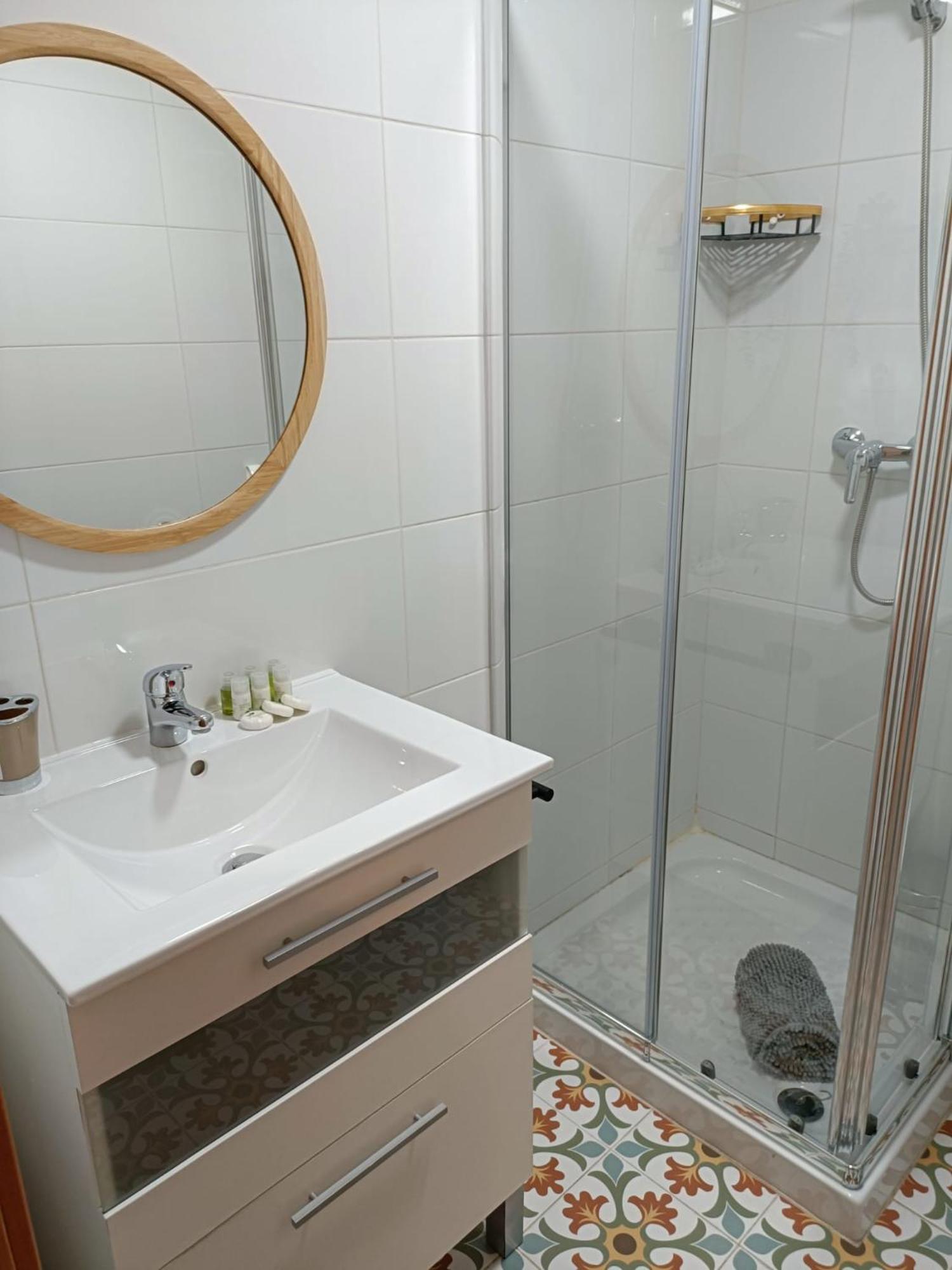 Apartamento Arandas Centro, By Daimar Granada Kültér fotó